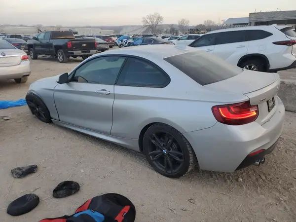 WBA2H9C33HV642493 2017 BMW 2ER - Image 2