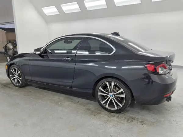 WBA2H9C34HV987015 2017 BMW 2ER - Image 2