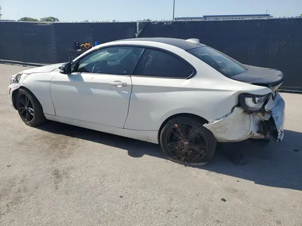WBA2H9C35H7A25720 2017 BMW 2ER - Image 2