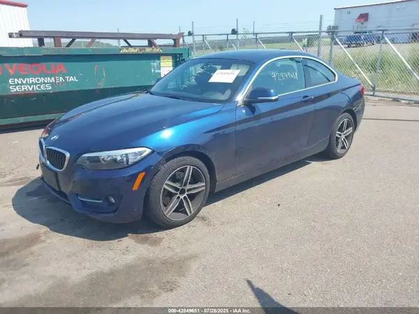 WBA2H9C53HV642155 2017 BMW 2ER - Image 2