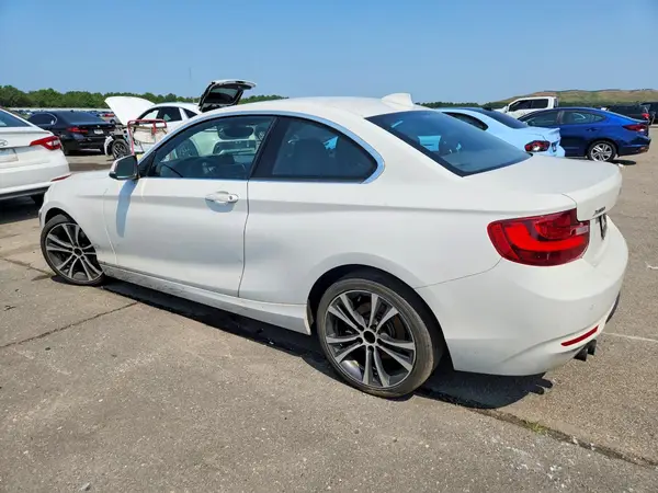 WBA2H9C55HV642092 2017 BMW 2ER - Image 2