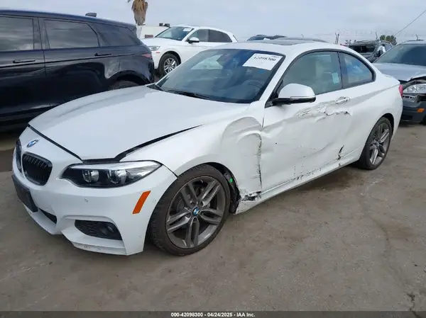 WBA2J1C52JVD09525 2018 BMW 2ER - Image 2