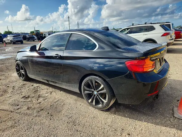 WBA2J1C57KVD10171 2019 BMW 2ER - Image 2