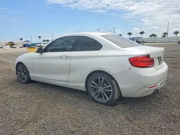 WBA2J1C58JVD08895 2018 BMW 2ER - Image 2