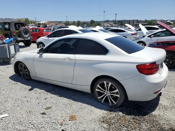 WBA2J1C58JVD08976 2018 BMW 2ER - Image 2