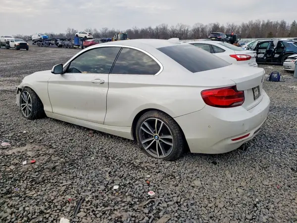 WBA2J3C51JVD48215 2018 BMW 2ER - Image 2