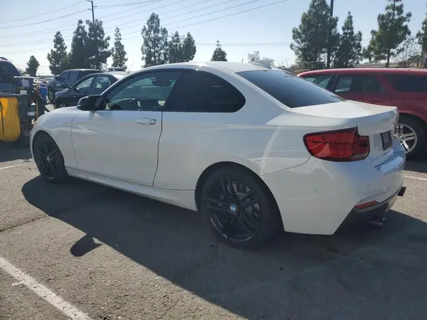 WBA2J5C53JVC07318 2018 BMW 2ER - Image 2