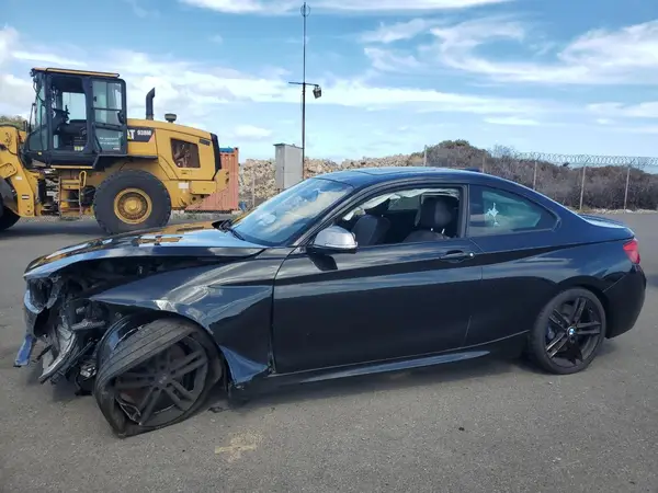 WBA2J5C56JVC07586 2018 BMW M2 - Image 1