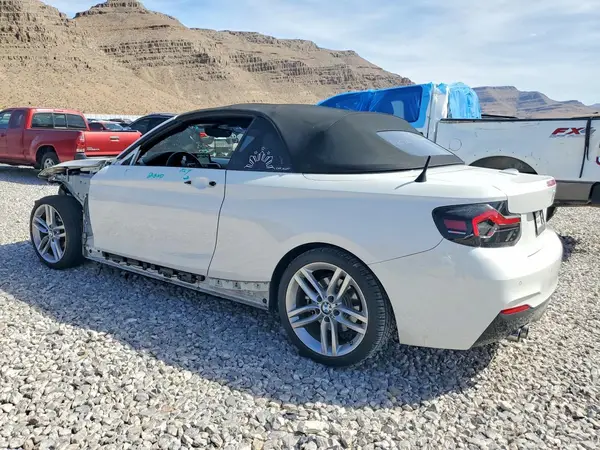 WBA2K9C34H7A26357 2017 BMW 2ER - Image 2
