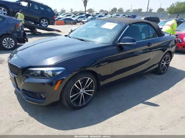 WBA2M7C04M7J08245 2021 BMW 2ER - Image 2