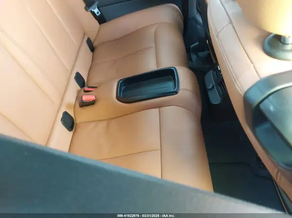 WBA2M7C56KVD52017 2019 BMW 2ER - Image 8