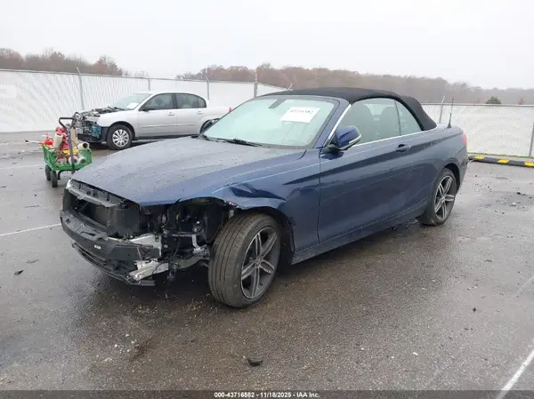 WBA2M9C3XHV717556 2017 BMW 2ER - Image 2