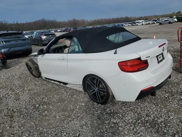 WBA2N3C54JVC29739 2018 BMW M2 - Image 2