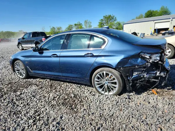 WBA33AG0XPCM16921 2023 BMW 5ER - Image 2