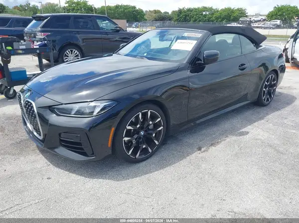 WBA33DB00TCV71349 2026 BMW 4ER - Image 2