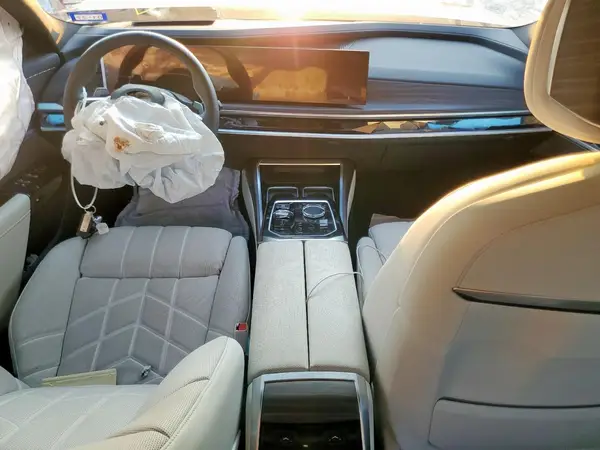 WBA33EH02RCS29780 2024 BMW 7ER - Image 8