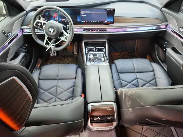 WBA33EH03RCT03112 2024 BMW 7ER - Image 8