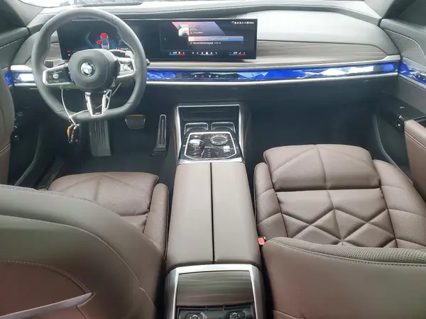 WBA33EH06TCW36220 2026 BMW 7ER - Image 8