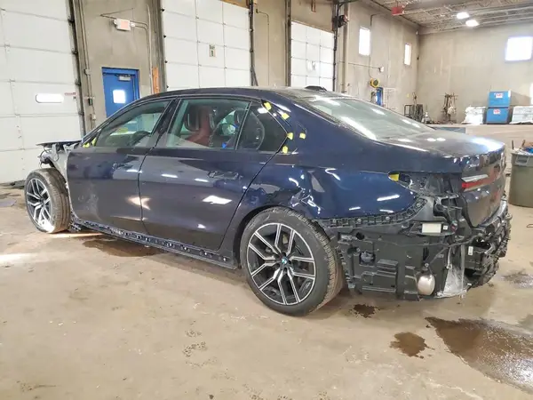 WBA33EH09SCT66382 2025 BMW 7ER - Image 2