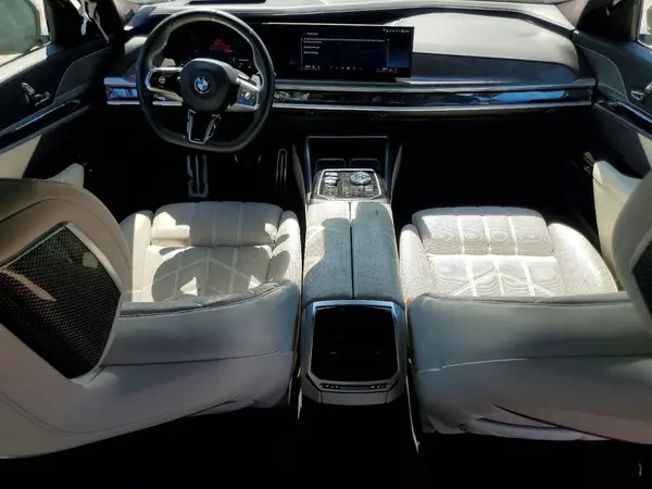WBA33EJ01PCL68158 2023 BMW 7ER - Image 8