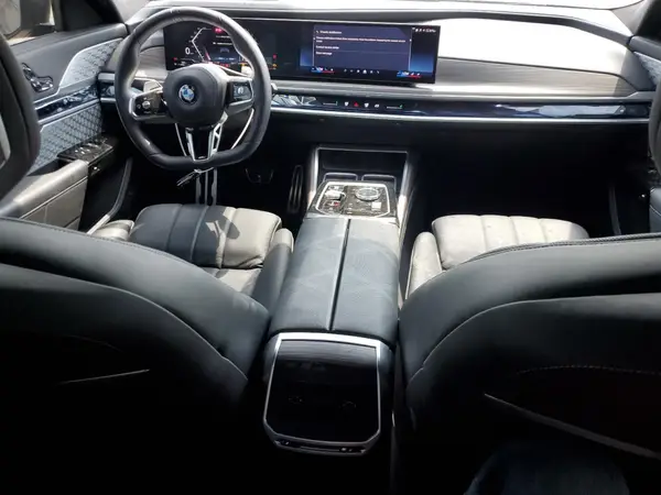 WBA33EJ02RCP63291 2024 BMW 7ER - Image 8