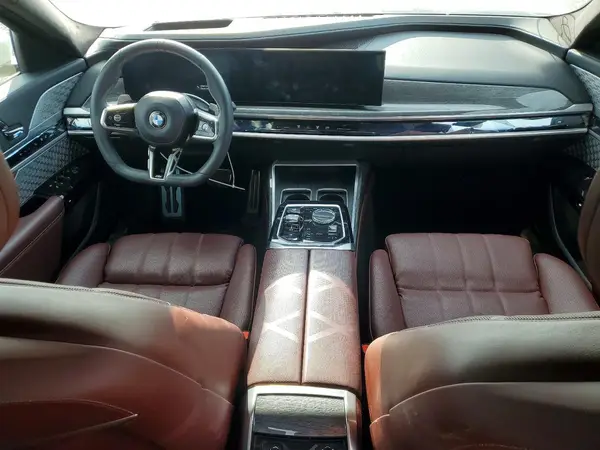 WBA33EJ05PCL84234 2023 BMW 7ER - Image 8