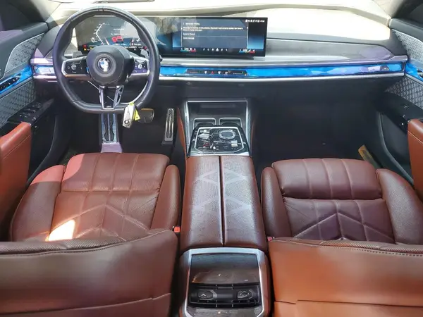 WBA33EJ06PCL45927 2023 BMW 7ER - Image 8