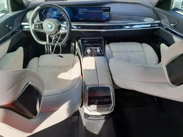 WBA33EJ07PCM12311 2023 BMW 7ER - Image 8