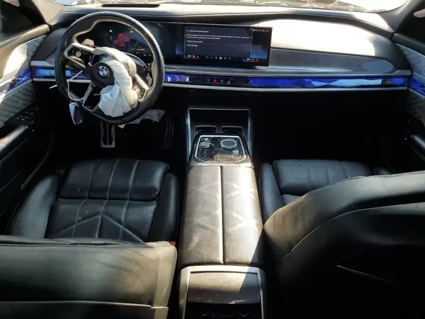 WBA33EJ0XPCM64354 2023 BMW 7ER - Image 8