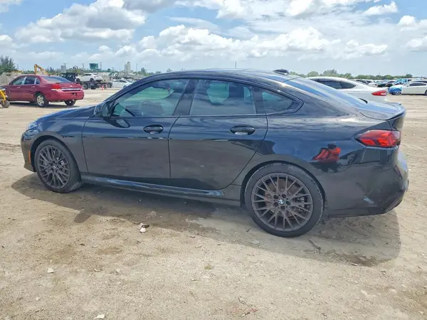 WBA33GG0XS7S16688 2025 BMW M2 - Image 2