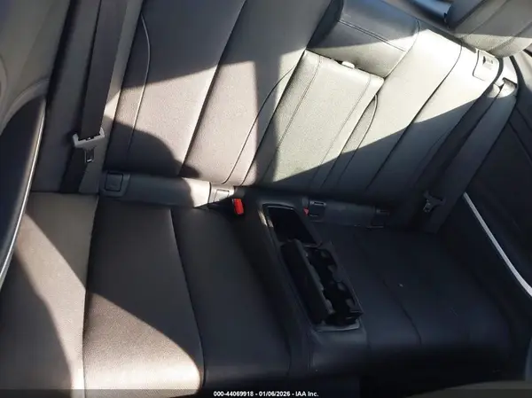 WBA3V7C56G5A27523 2016 BMW 4ER - Image 8