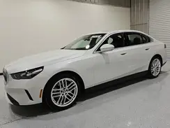WBA43FJ00RCR68294 2024 BMW 5ER