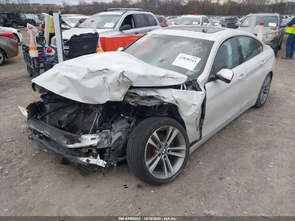 WBA4A9C54GGL87757 2016 BMW 4ER - Image 2