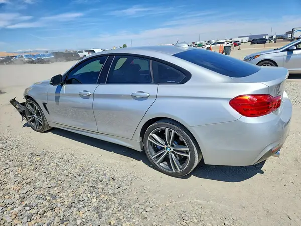 WBA4E5C37HG810893 2017 BMW 4ER - Image 2