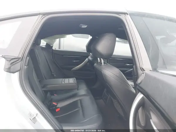 WBA4E5C5XHG188677 2017 BMW 4ER - Image 8