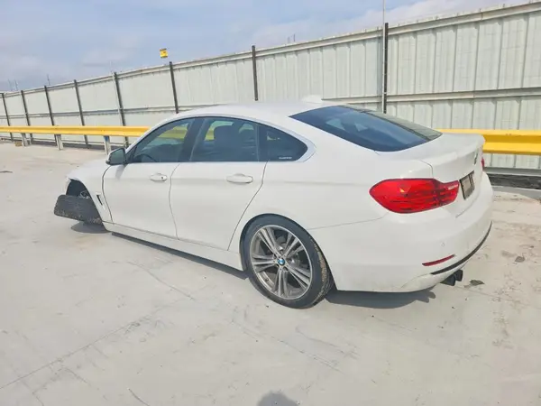WBA4F7C30HG789197 2017 BMW 4ER - Image 2