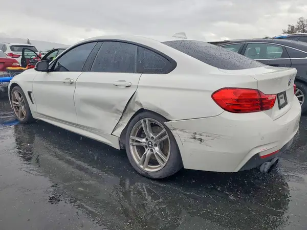 WBA4F7C30HG789605 2017 BMW 4ER - Image 2