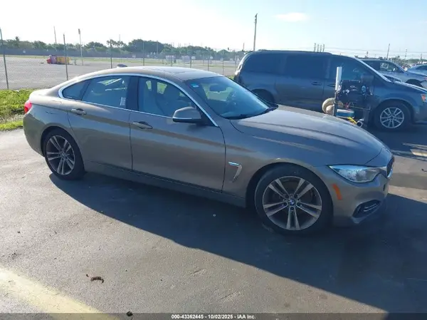 WBA4F7C31HG788320 2017 BMW 4ER - Image 1