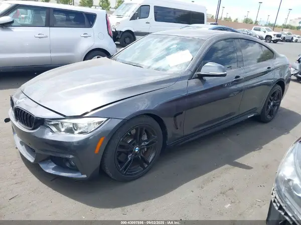 WBA4F7C34HG789221 2017 BMW 4ER - Image 2