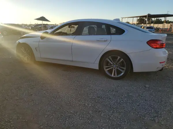 WBA4F7C51HG787198 2017 BMW 4ER - Image 2