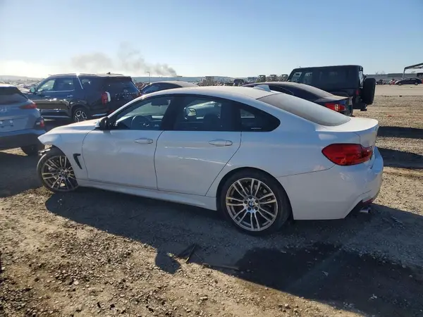 WBA4F7C56HG786063 2017 BMW 4ER - Image 2
