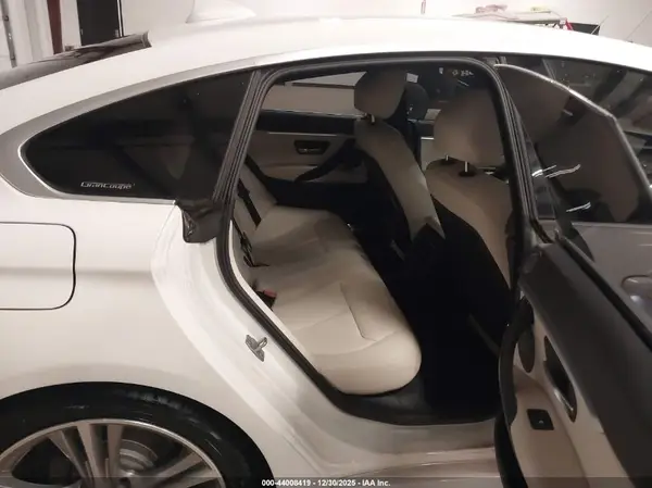WBA4F7C57HG438076 2017 BMW 4ER - Image 8