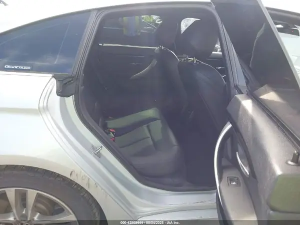 WBA4F7C58HG437907 2017 BMW 4ER - Image 8