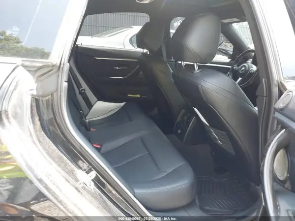 WBA4F7C5XHG786163 2017 BMW 4ER - Image 8
