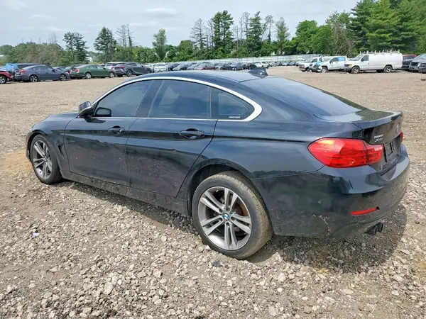 WBA4F9C3XHG813100 2017 BMW 4ER - Image 2