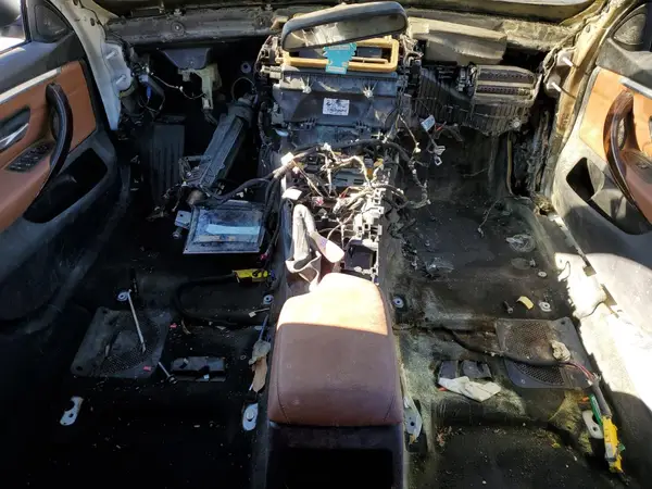WBA4F9C54HG792102 2017 BMW 4ER - Image 8