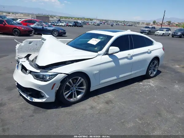 WBA4J1C50JBG75834 2018 BMW 4ER - Image 2