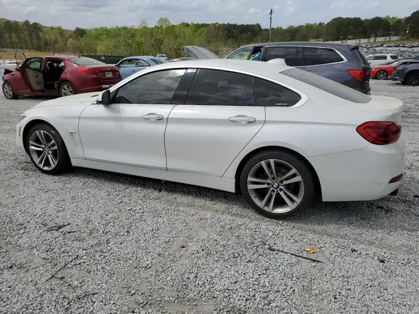 WBA4J1C51JBG78564 2018 BMW 4ER - Image 2