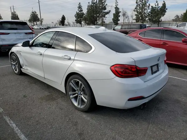WBA4J1C51JBG79276 2018 BMW 4ER - Image 2
