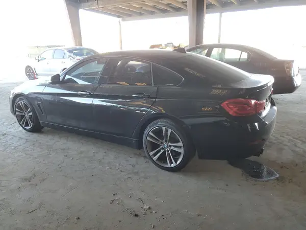 WBA4J1C52JBM11513 2018 BMW 4ER - Image 2